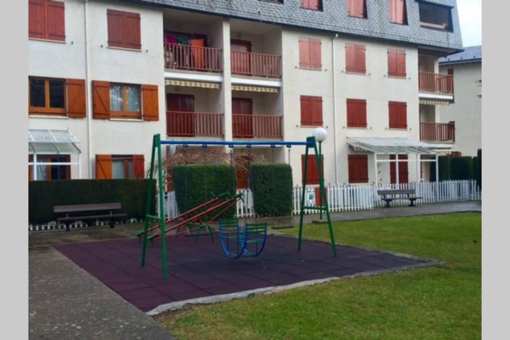 Atico En Biescas Con Piscina, Chimenea Y Garaje Lägenhet Exteriör bild